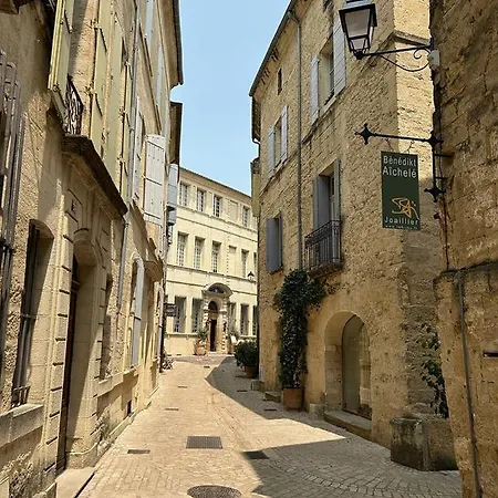Le Patio Дом отдыха Юзес