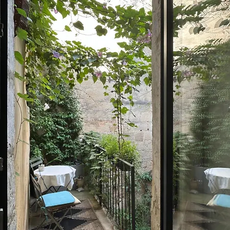 Le Patio * Юзес