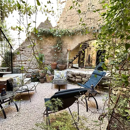 Дом отдыха Le Patio Юзес